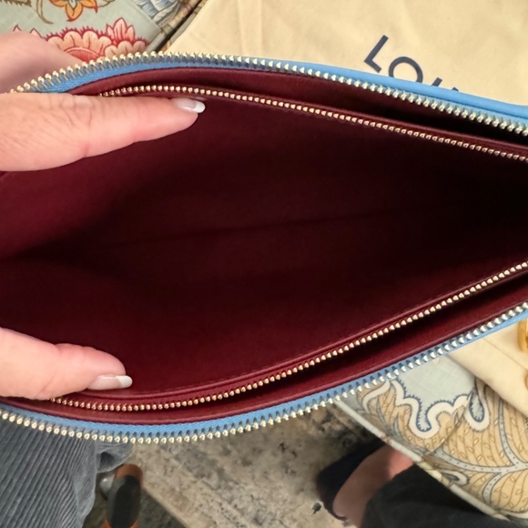 Louis Vuitton Coussin MM - Picture 11 of 13